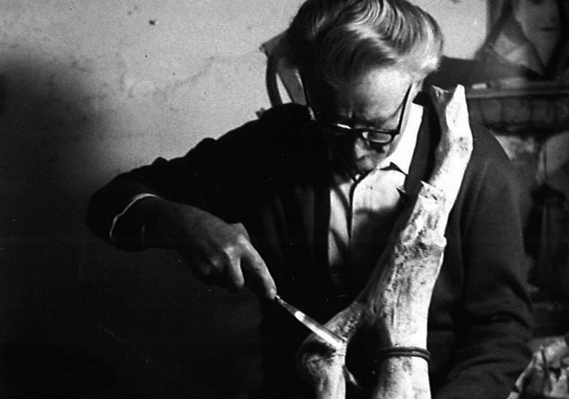 Alfred Lubocki - Muzeum szuka pamiątek, rzeźb, obrazów, kapliczek lub wspomnień grafika